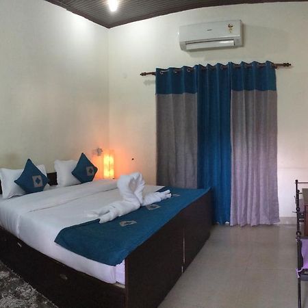 Hotel Sukhsadan Dehradun Quarto foto
